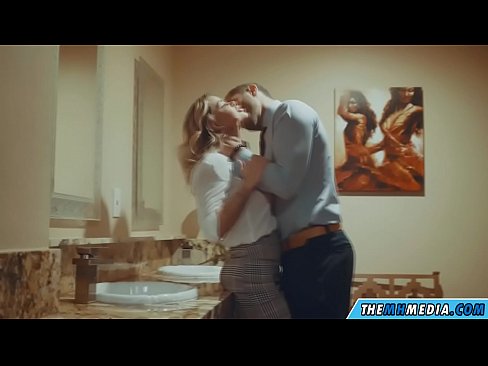 ❤️ Kur një bjonde me bukë ju josh në një banjë publike ❌ Pornografi anale në sq.downloadassertion.top ❤